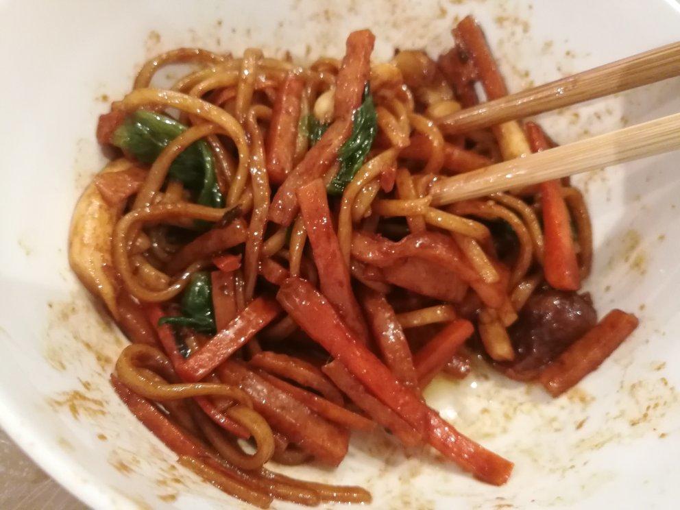 没放一粒肉㊙️却比夜市路边摊还好吃的🔥炒面