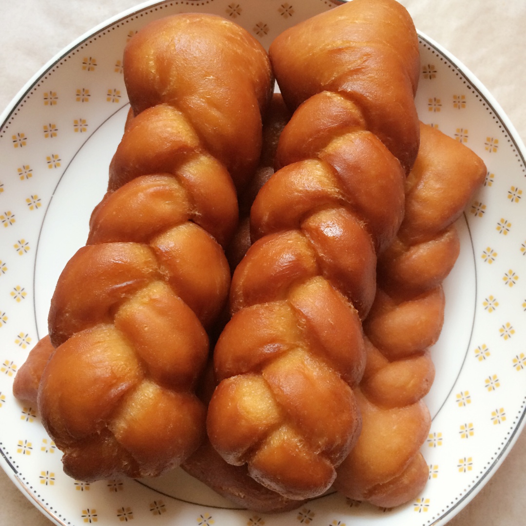 源之味烘焙做的香甜软麻花