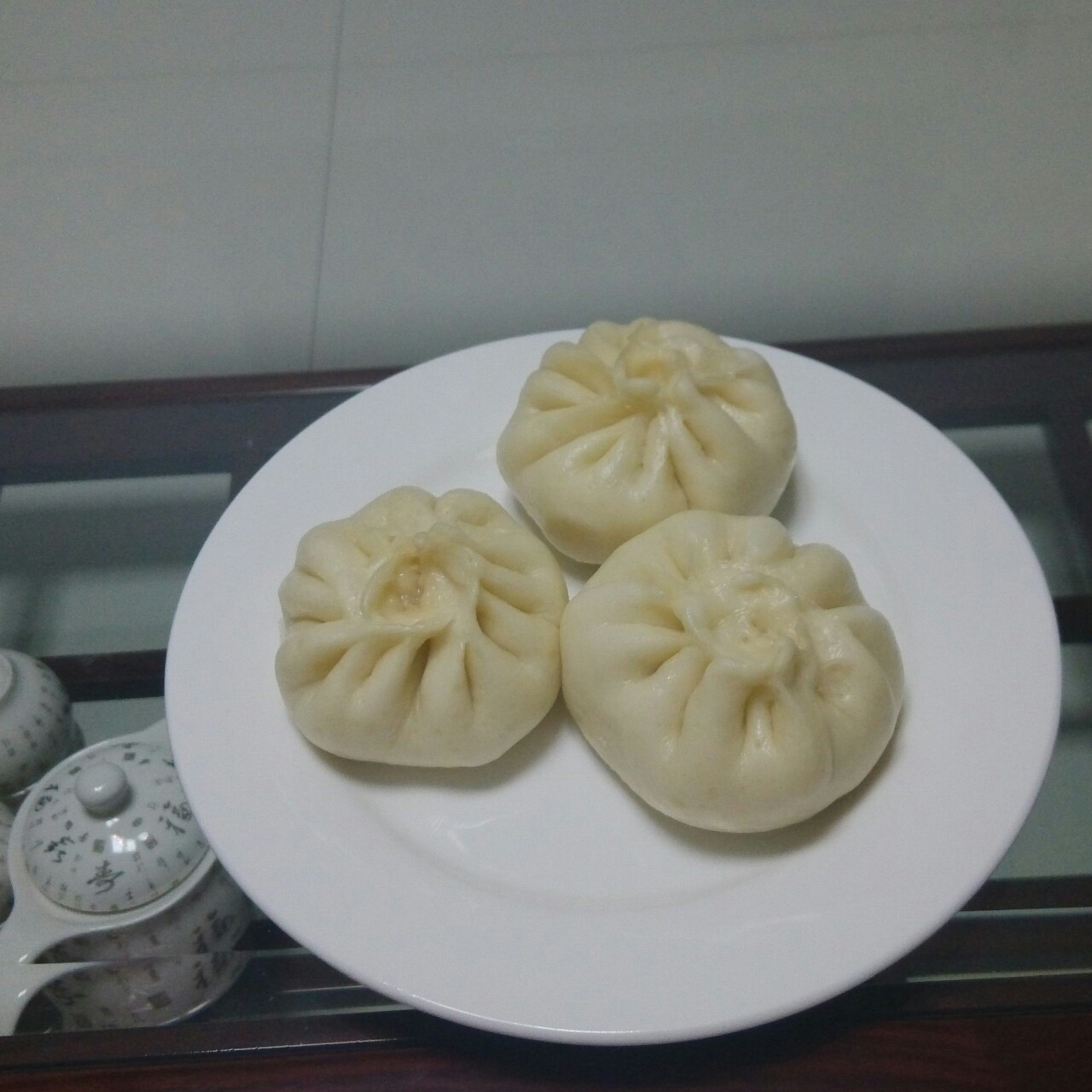 猪肉酸菜馅包子