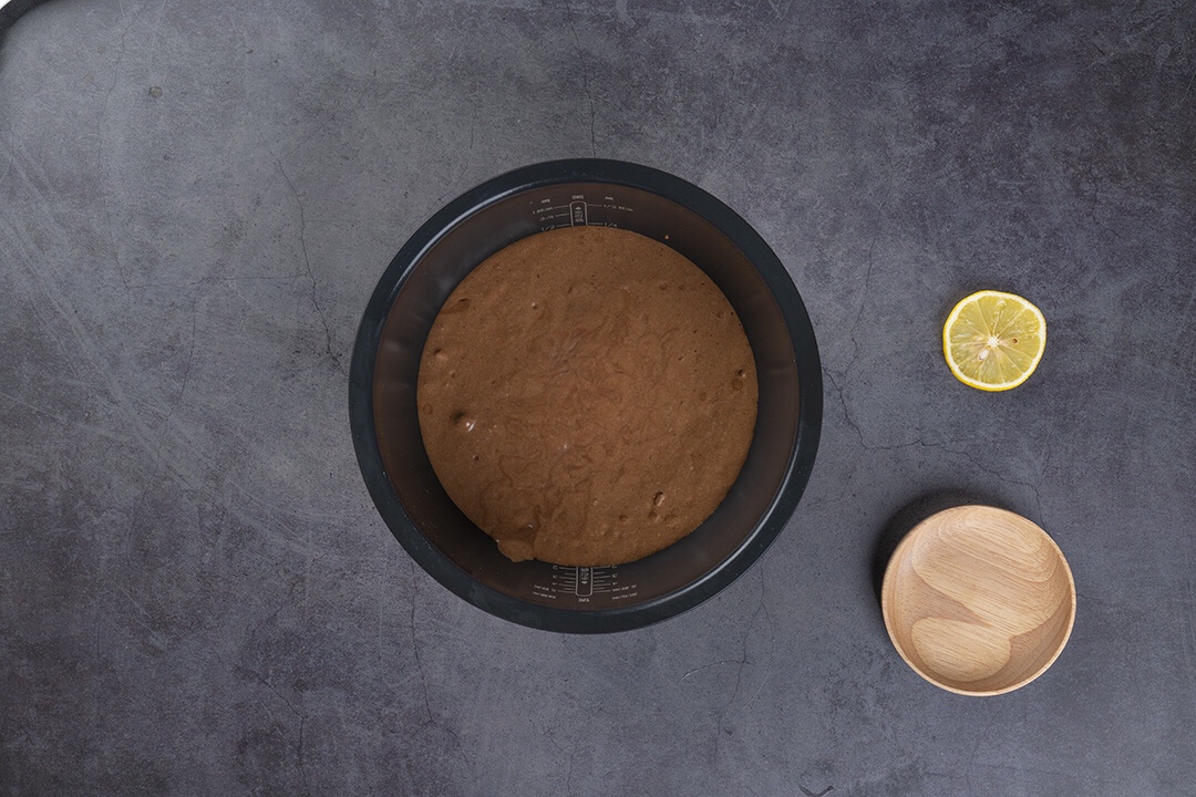 超级简单的电饭锅巧克力蛋糕的做法 步骤11