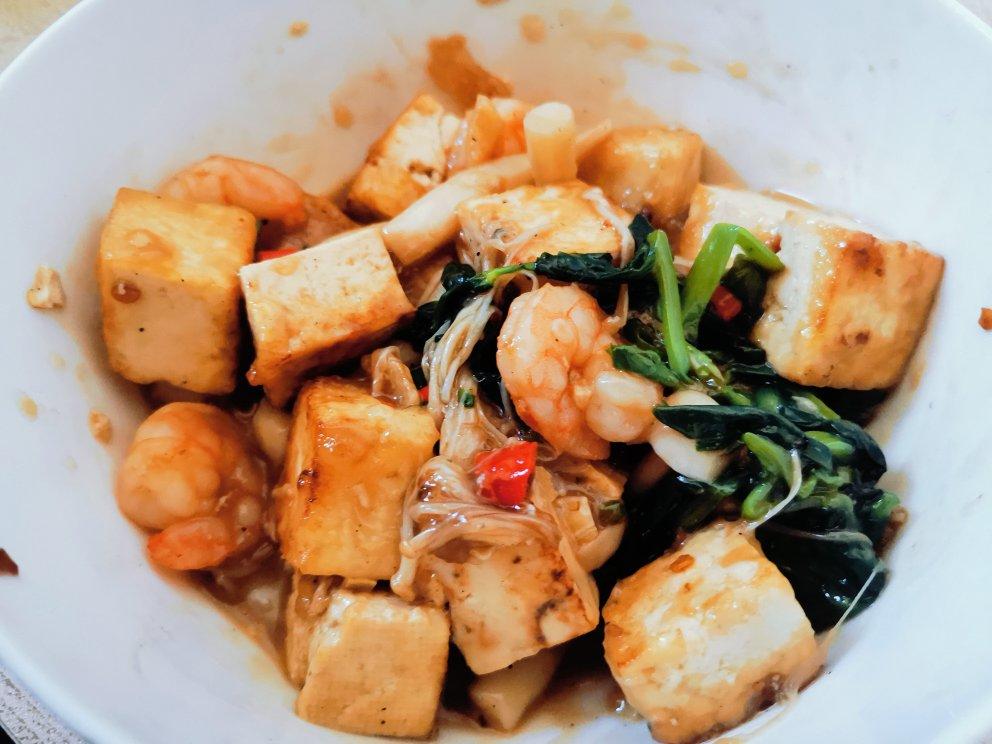 虾仁豆腐煲