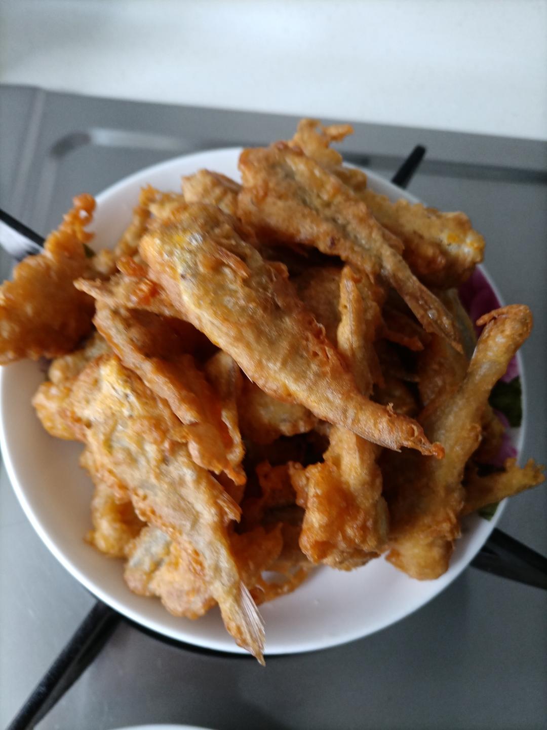 香香脆脆的炸鱼