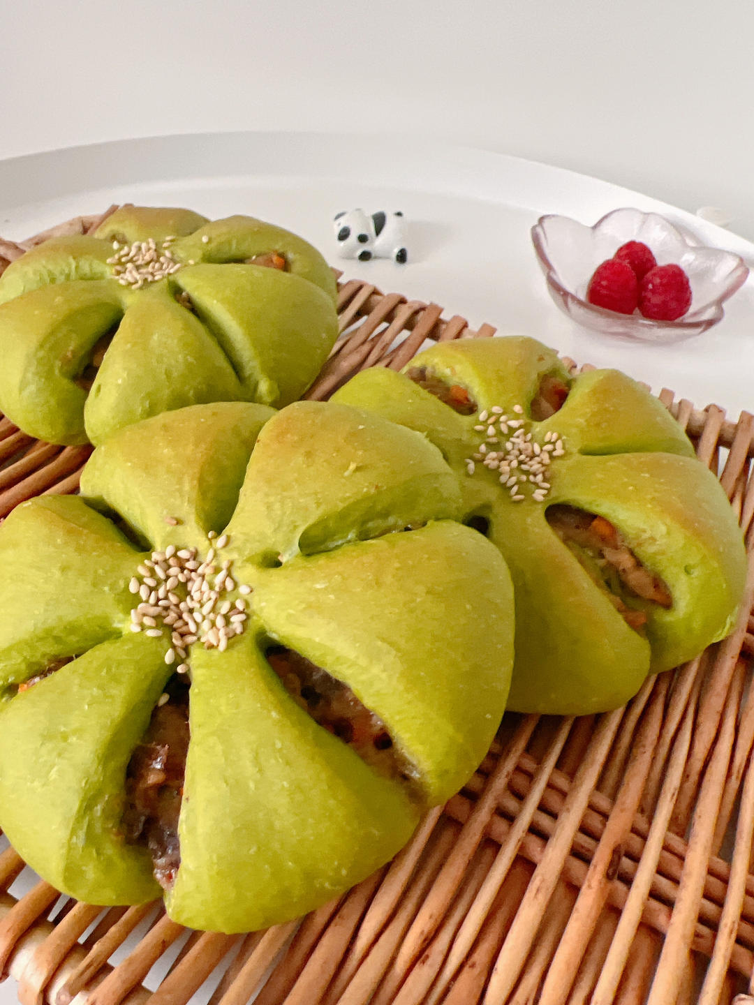 『山哈菠菜吐司&芝士金枪鱼面包』