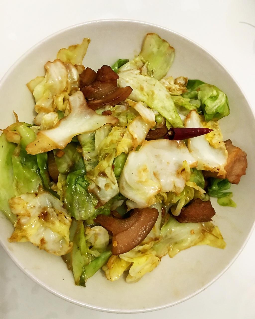 阿婆手撕包菜
