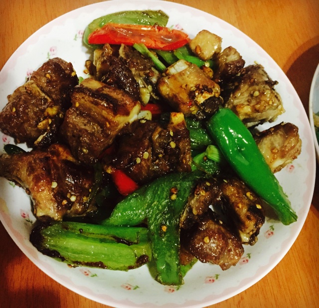 双椒煎排骨