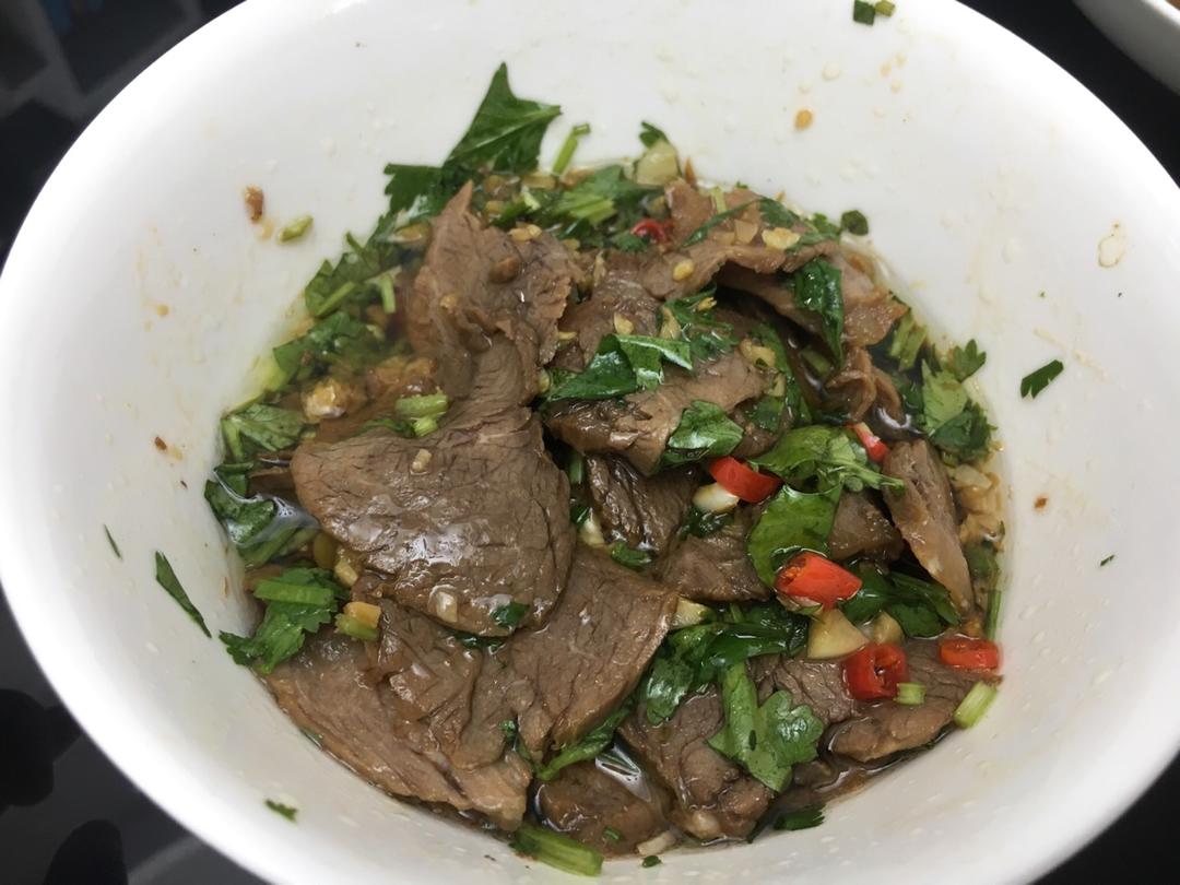 凉拌牛肉