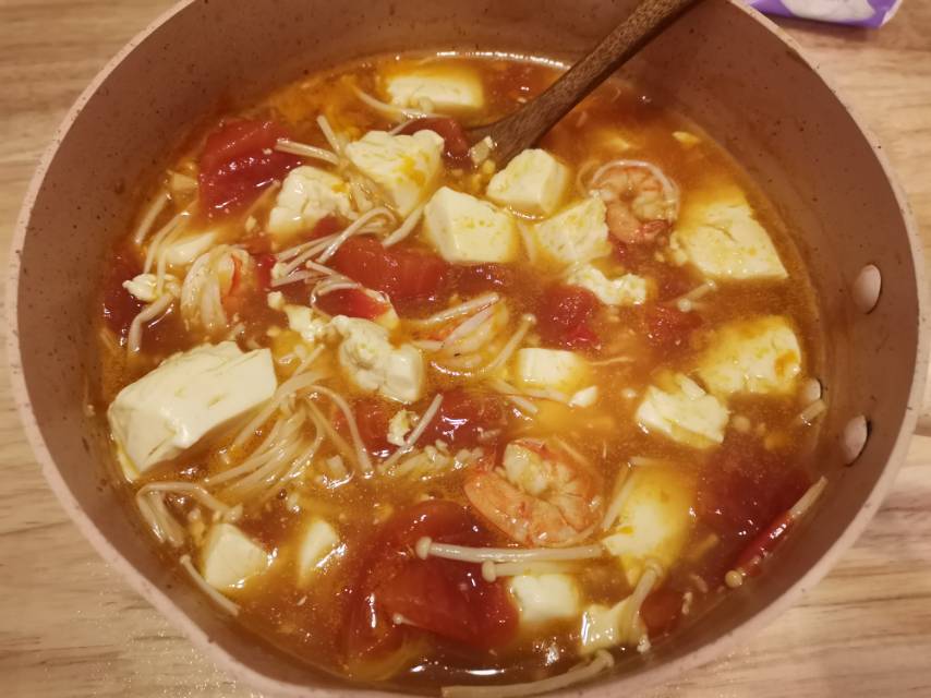 鲜虾豆腐煲
