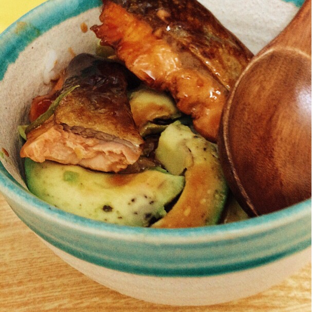 三文鱼牛油果拌饭