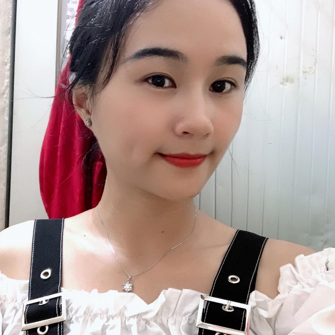 卖蛋糕的小姐姐鸭