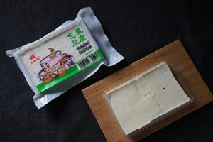 空气炸锅包浆豆腐的做法 步骤2