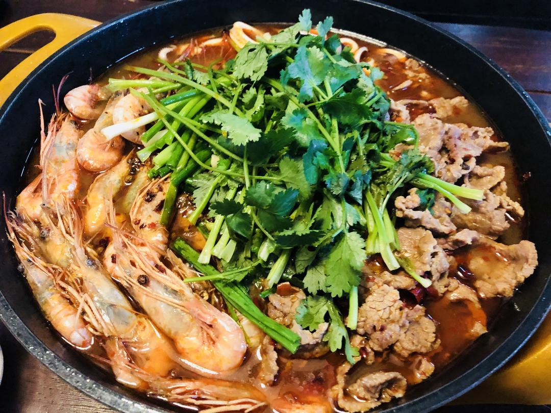 水煮牛肉 鲜虾 鱿鱼的做法