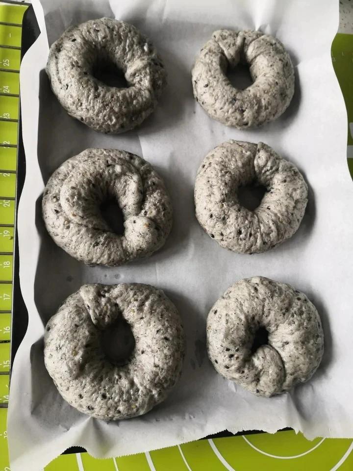 原味贝果🥯/黑芝麻贝果🥯