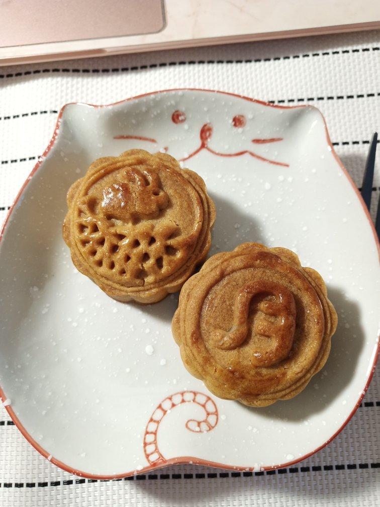 广式月饼——蛋黄莲蓉月饼