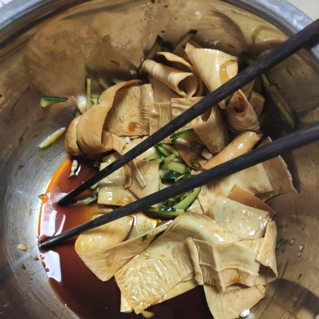 凉拌豆皮