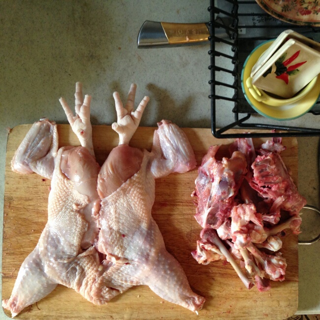 简单易学的家庭整鸡脱骨