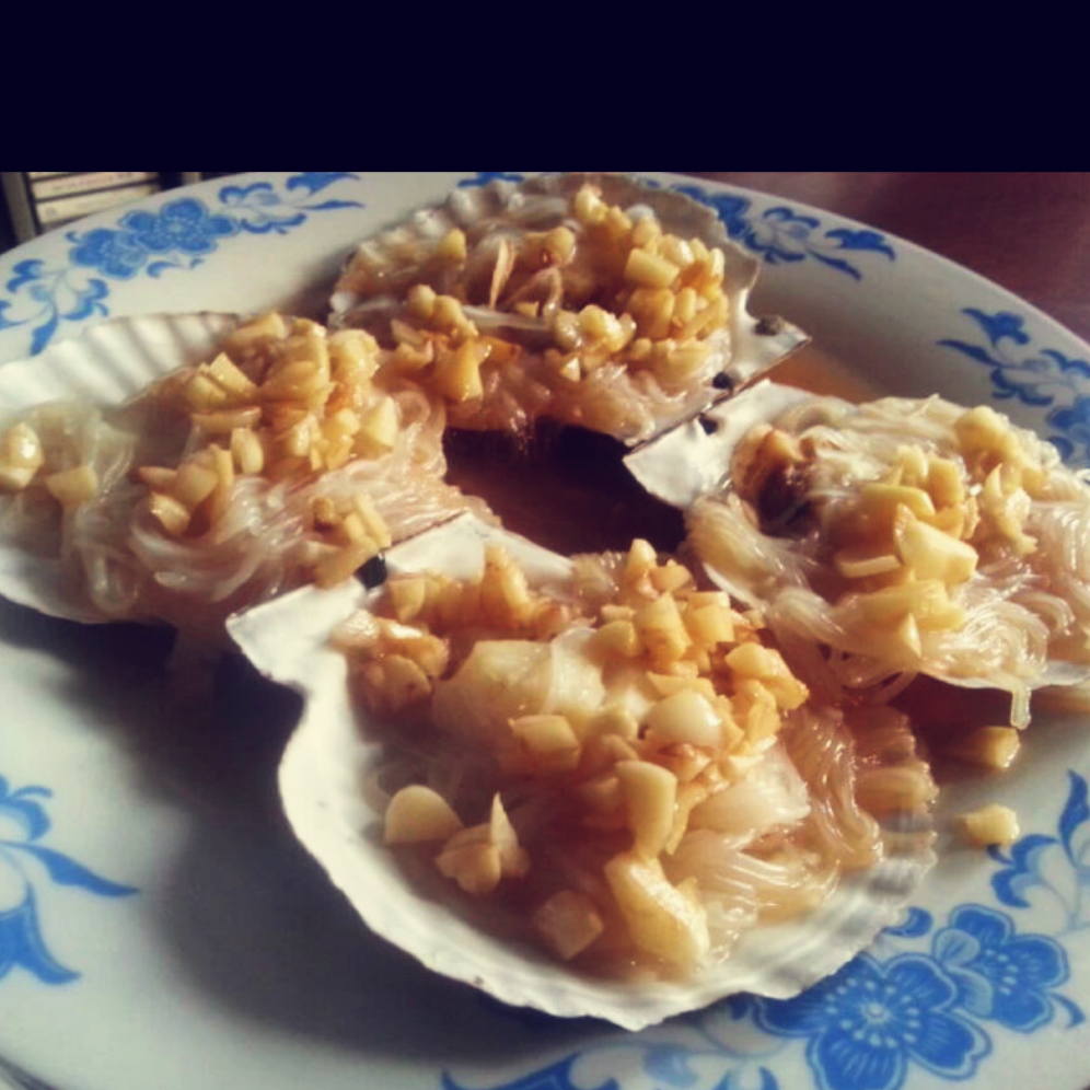 蒜蓉粉丝蒸扇贝