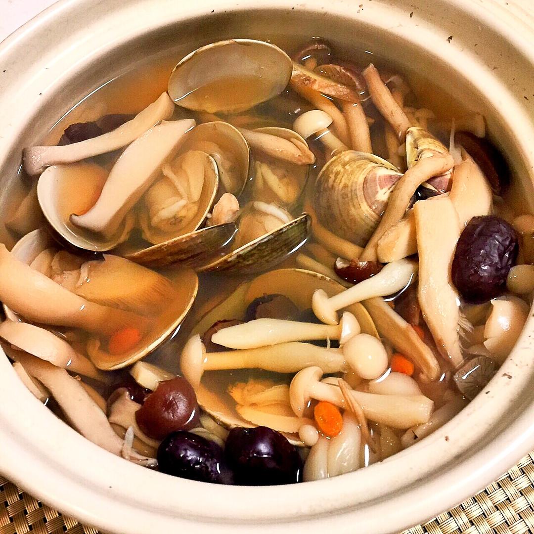 菌菇文蛤汤