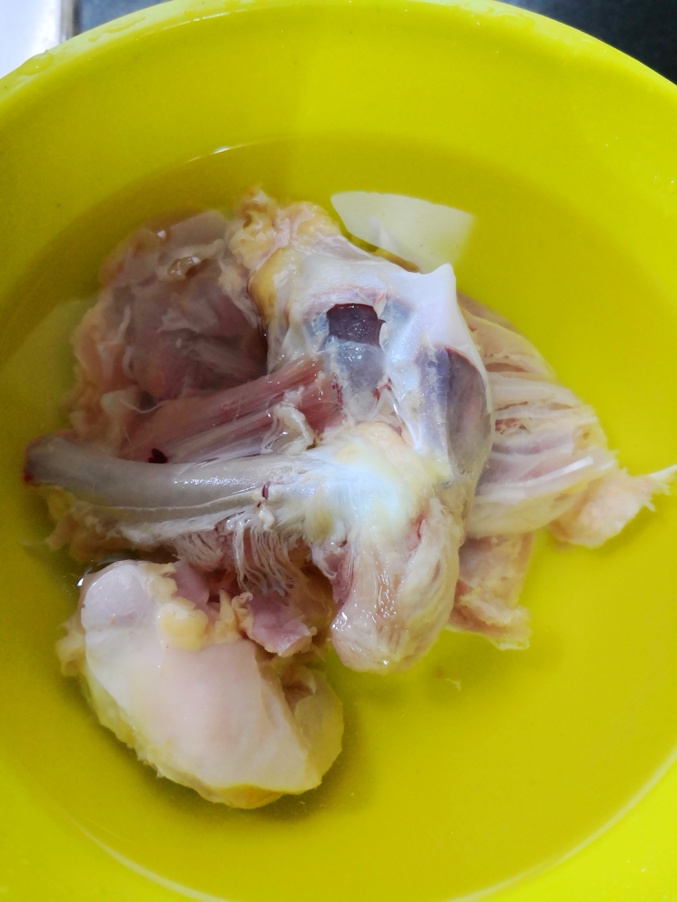 糖尿病餐单-冬菇鸡腿（实测餐后2小时血糖5.1）的做法 步骤2