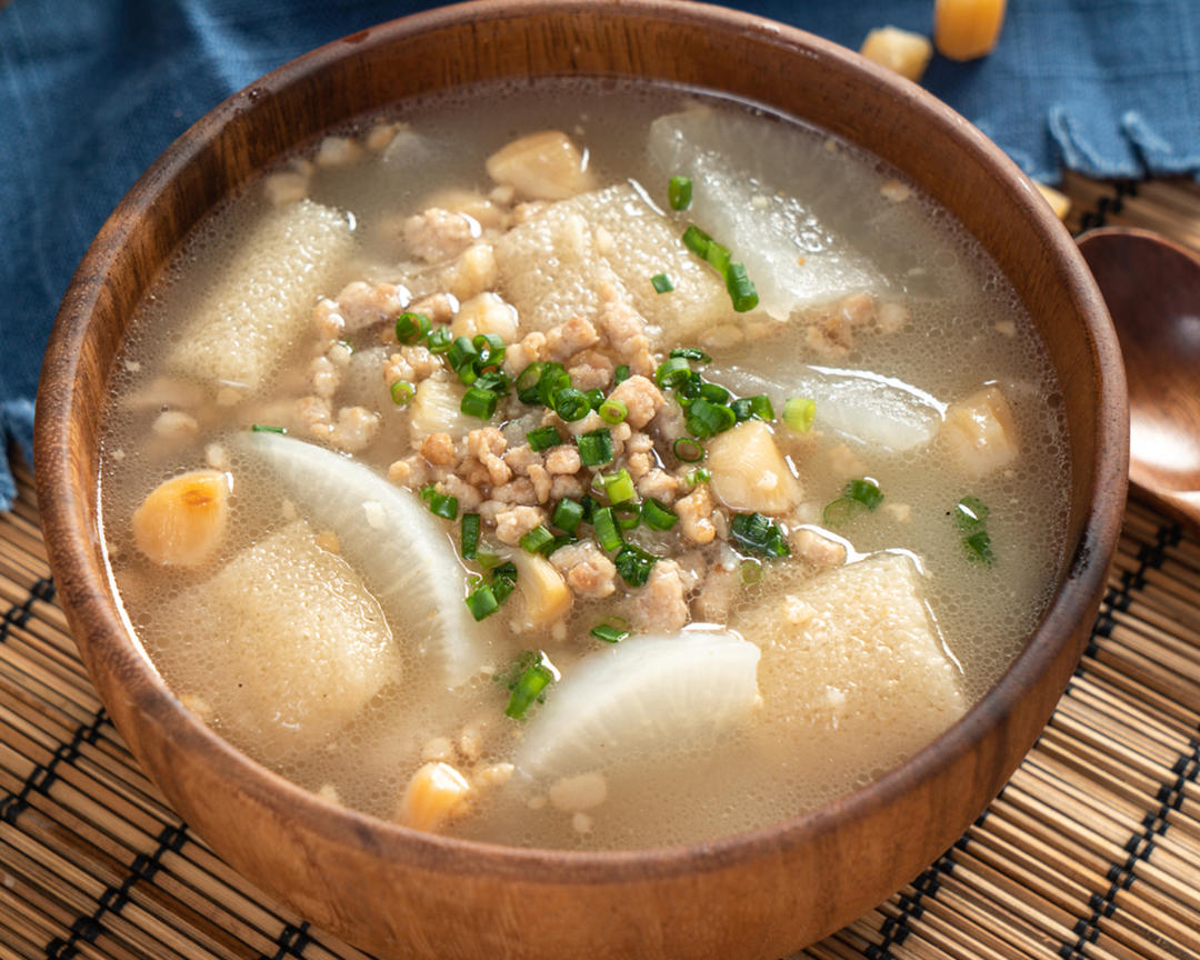 【竹笙干贝萝卜汤】