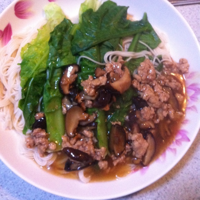 私房香菇肉酱拌面