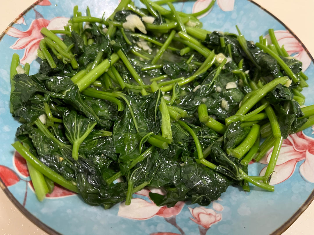 💥蒜蓉炒红薯叶