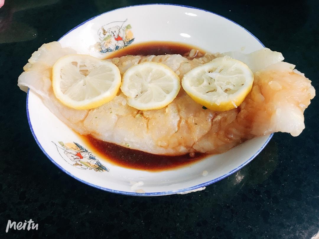 清新柠檬香烤巴沙鱼