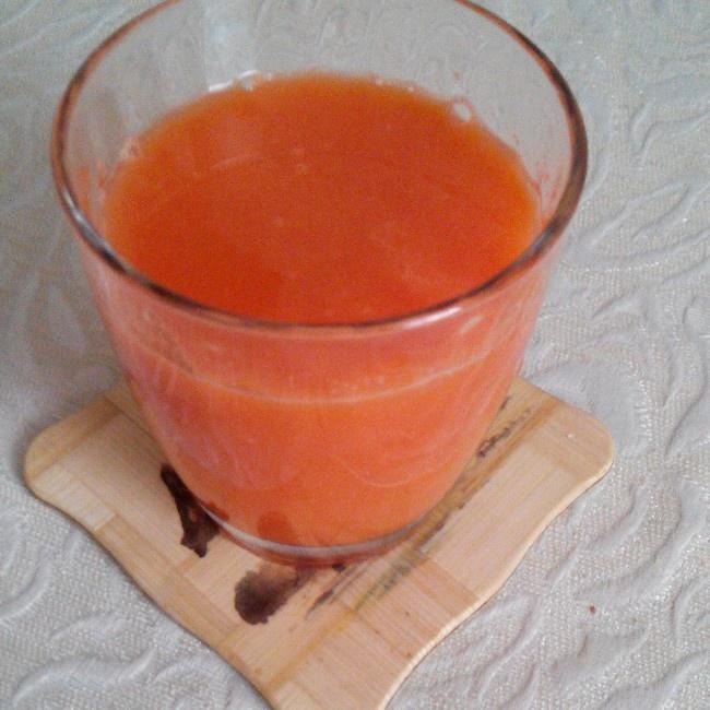 胡萝卜石榴汁的做法