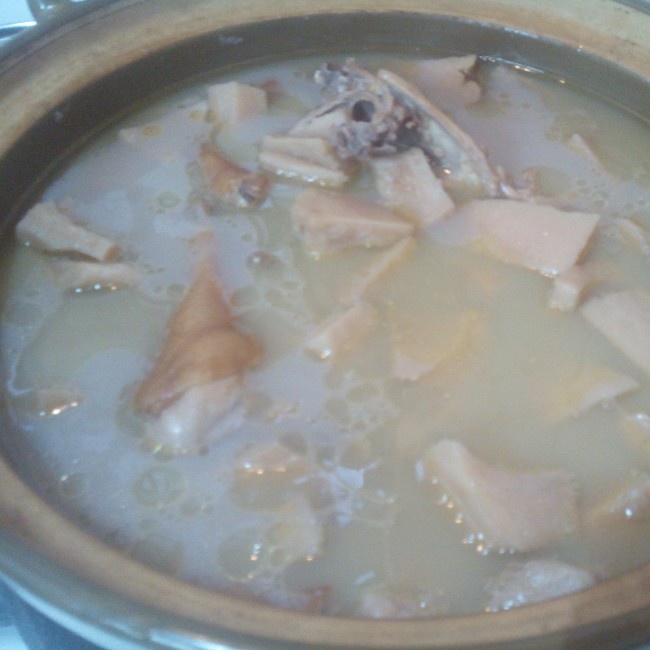榴莲壳煲鸡汤