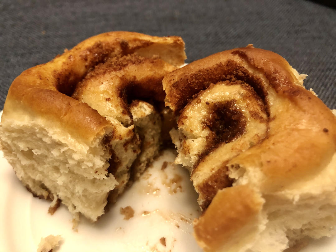 一次成功的正宗美国肉桂卷 The Best Cinnamon Rolls