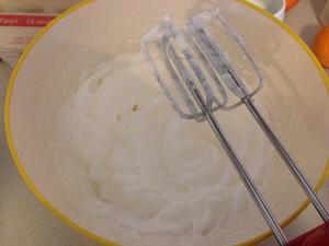 抹茶红豆蛋糕卷的做法 步骤3