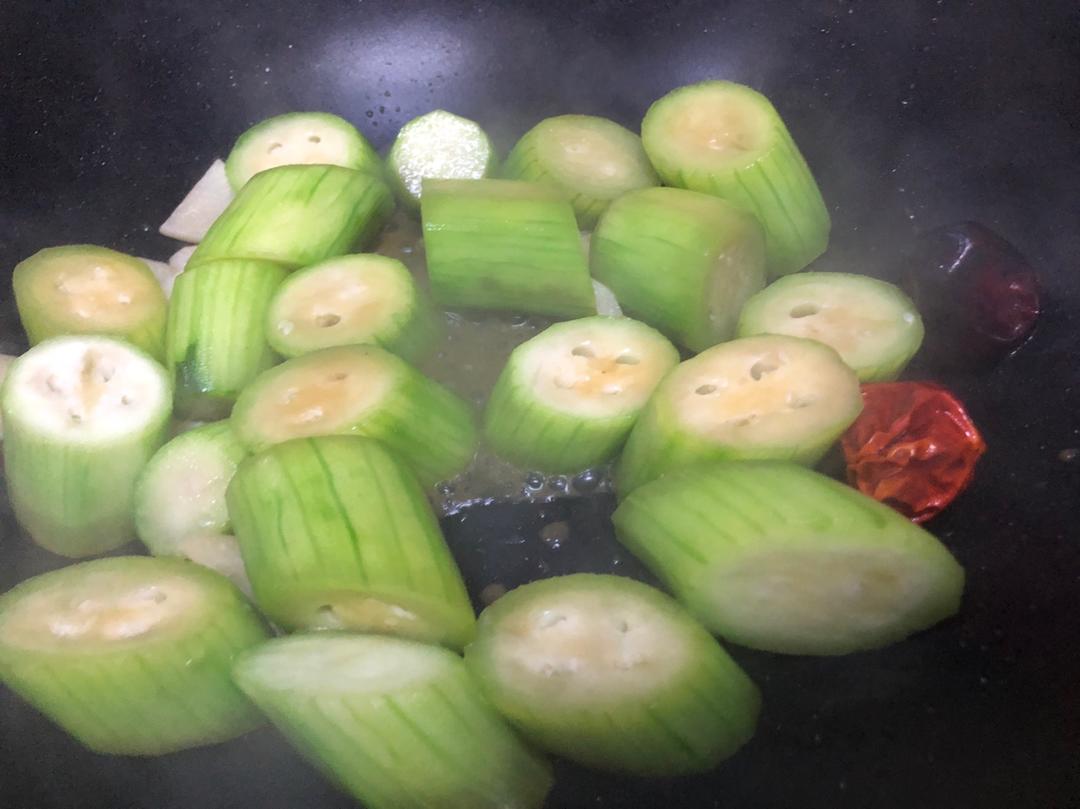 丝瓜炒蛋