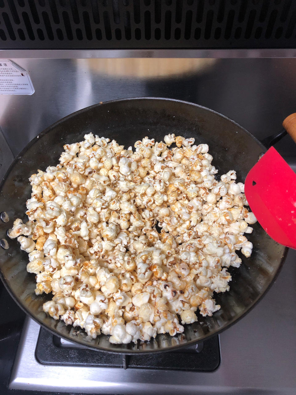 爆米花来了！！！超级简单易上手的焦糖/巧克力爆米花