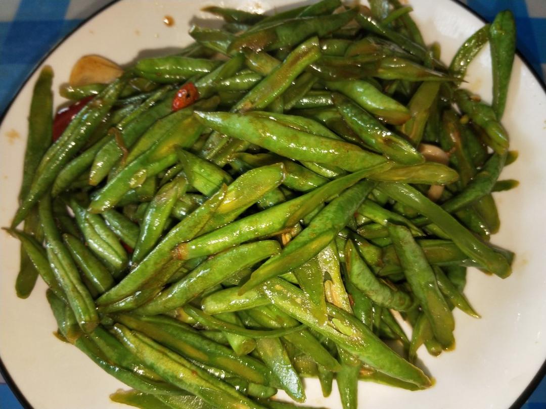 酱爆豆角丝～比肉还好吃的家常菜