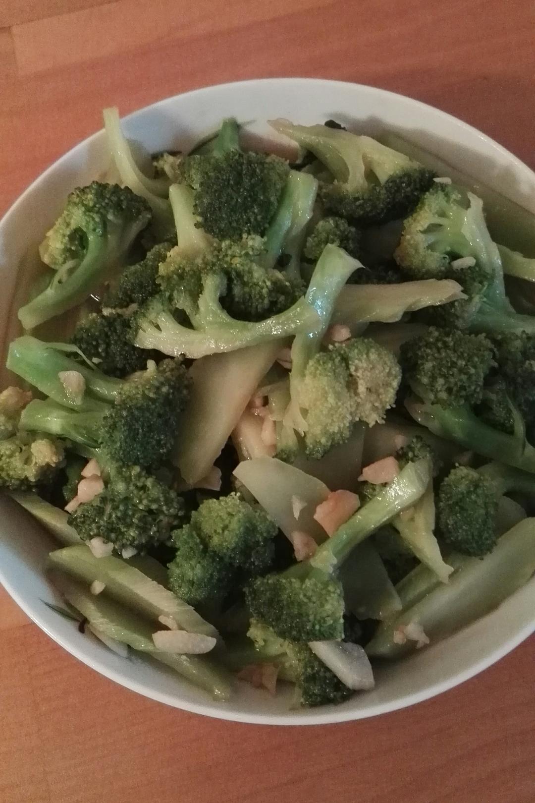 蚝油蒜蓉西兰花