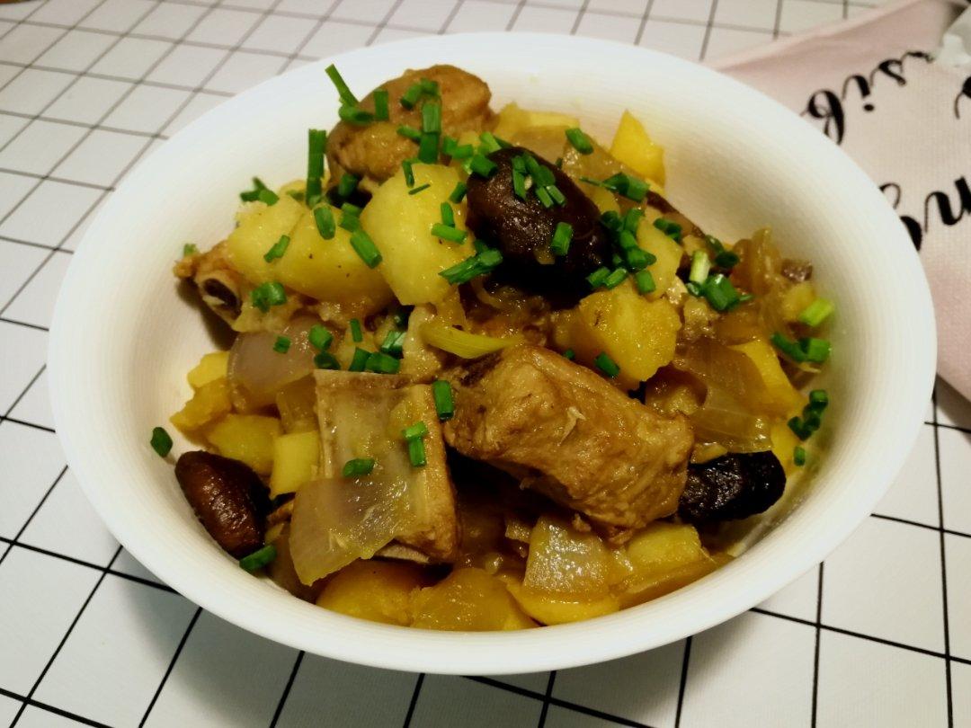 土豆炖排骨