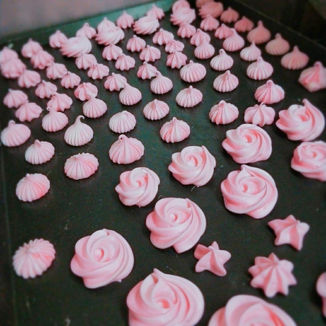 手机用户2755_pg2e做的15种趣味蛋白糖装饰及应用