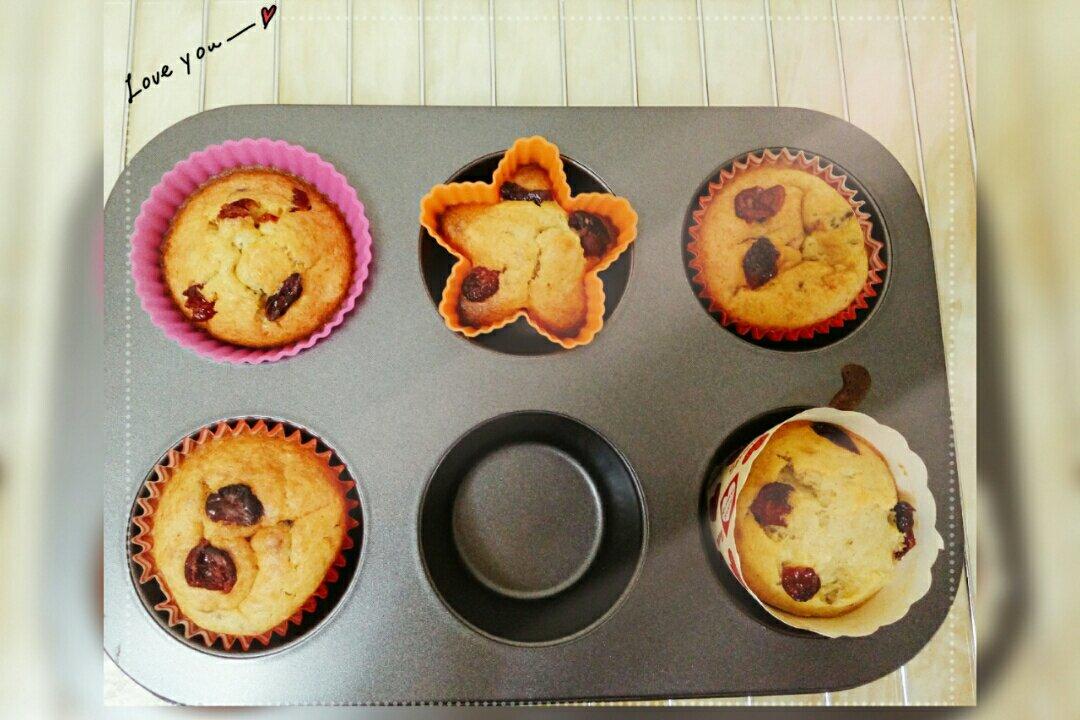 少女心的香蕉蔓越莓玛芬