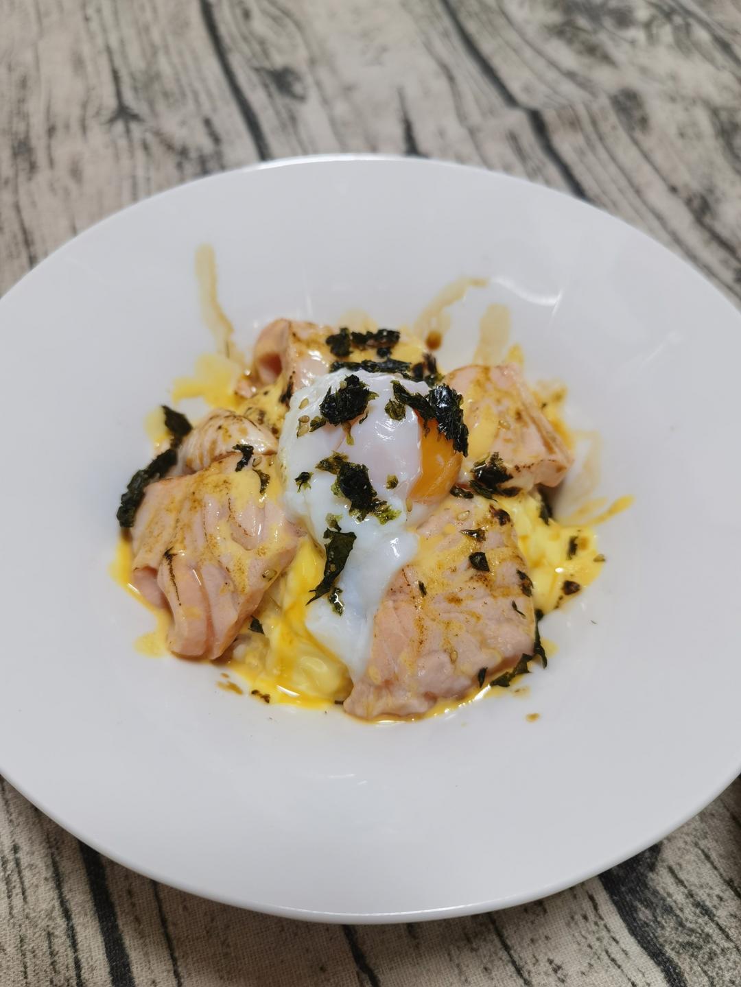 好吃到光盘‼️炙烤三文鱼饭🍣这也太上头了😋