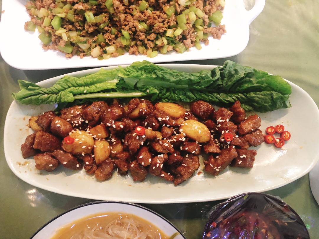 【黑蒜子牛肉粒】美味颜值集于一身的天津名菜