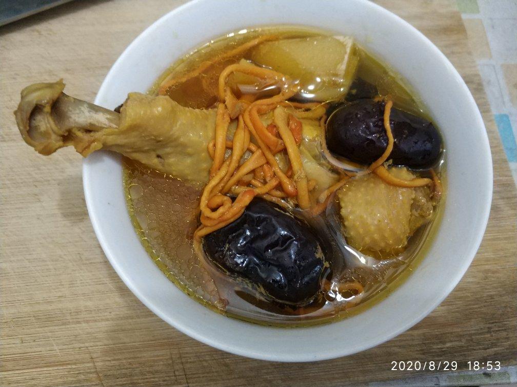 虫草花母鸡汤