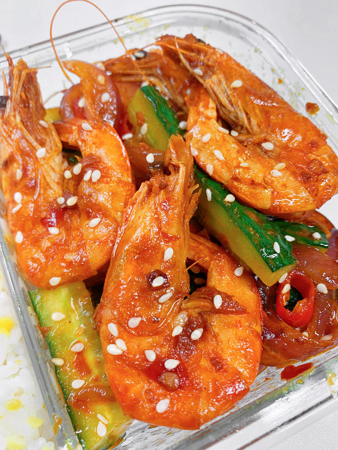 今日菜谱：干锅虾的做法