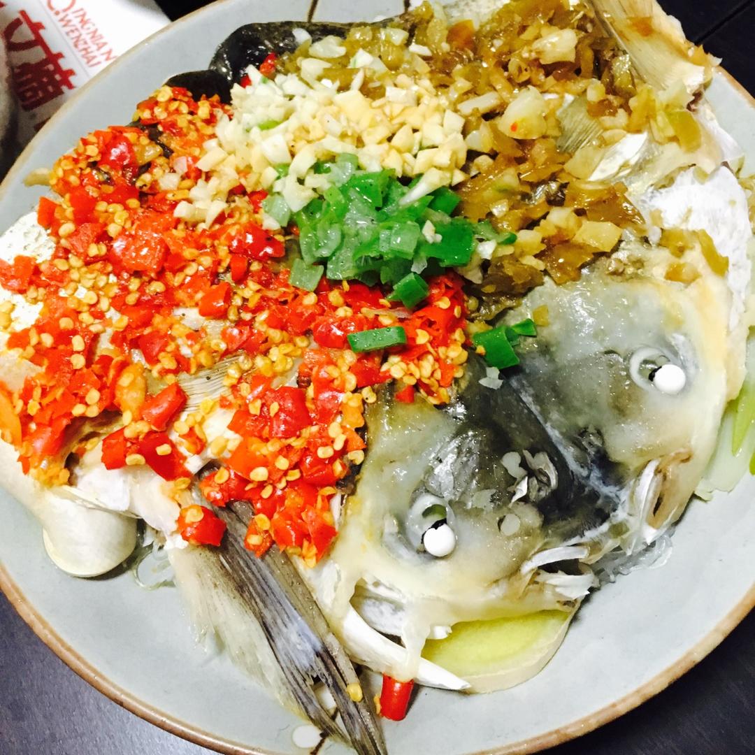 双色剁椒鱼头