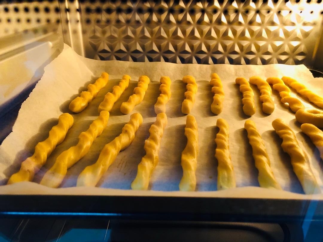 宝宝辅食：自制健康香蕉磨牙棒