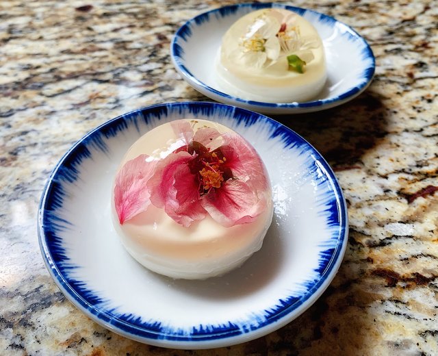 步骤图 鲜花牛奶水信玄饼的做法 鲜花牛奶水信玄饼的做法步骤 日式 下厨房 步骤图 鲜花牛奶水信玄饼的做法 鲜花牛奶水信玄饼的做法步骤 日式 下厨房
