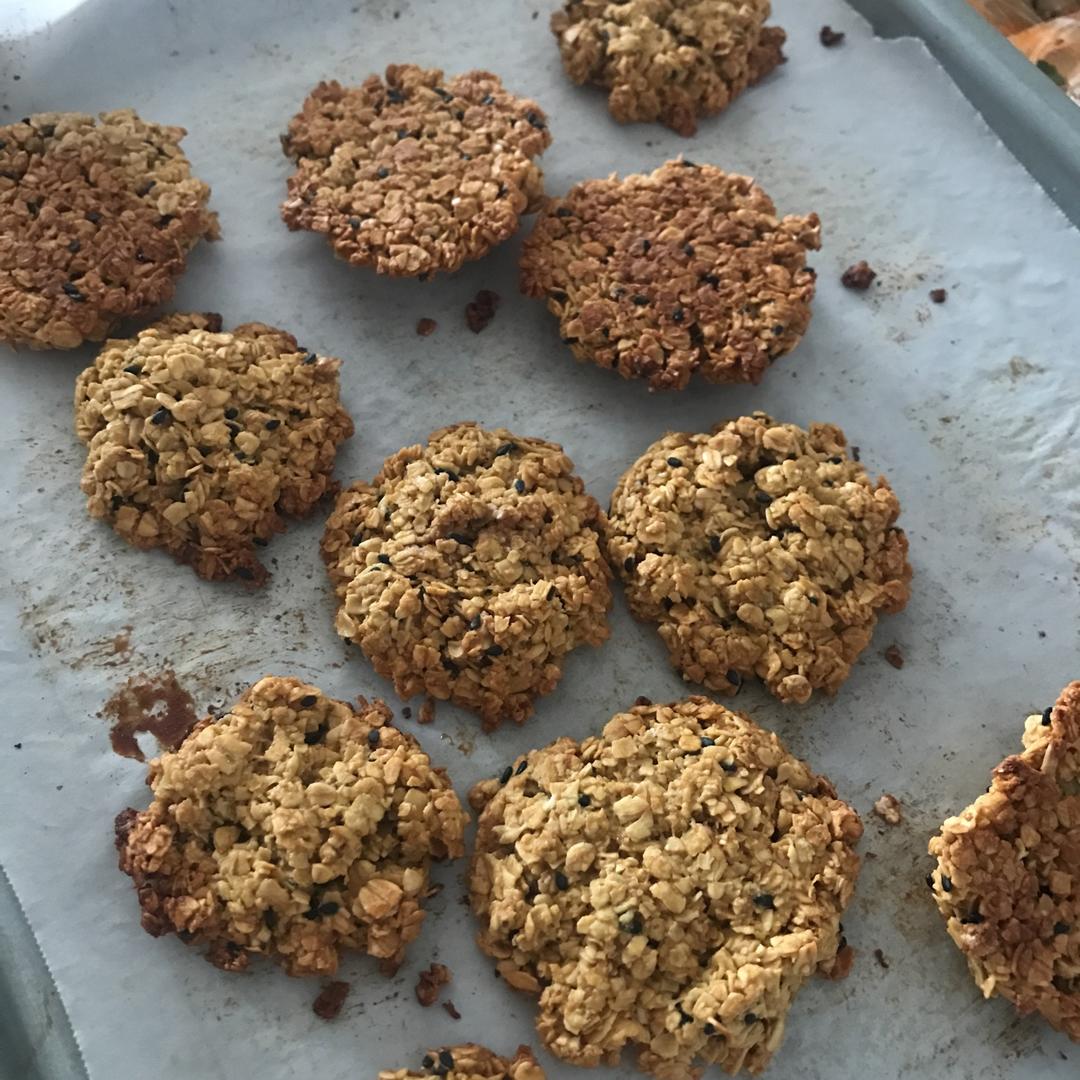 无数次翻牌の ·燕麦饼干🍪