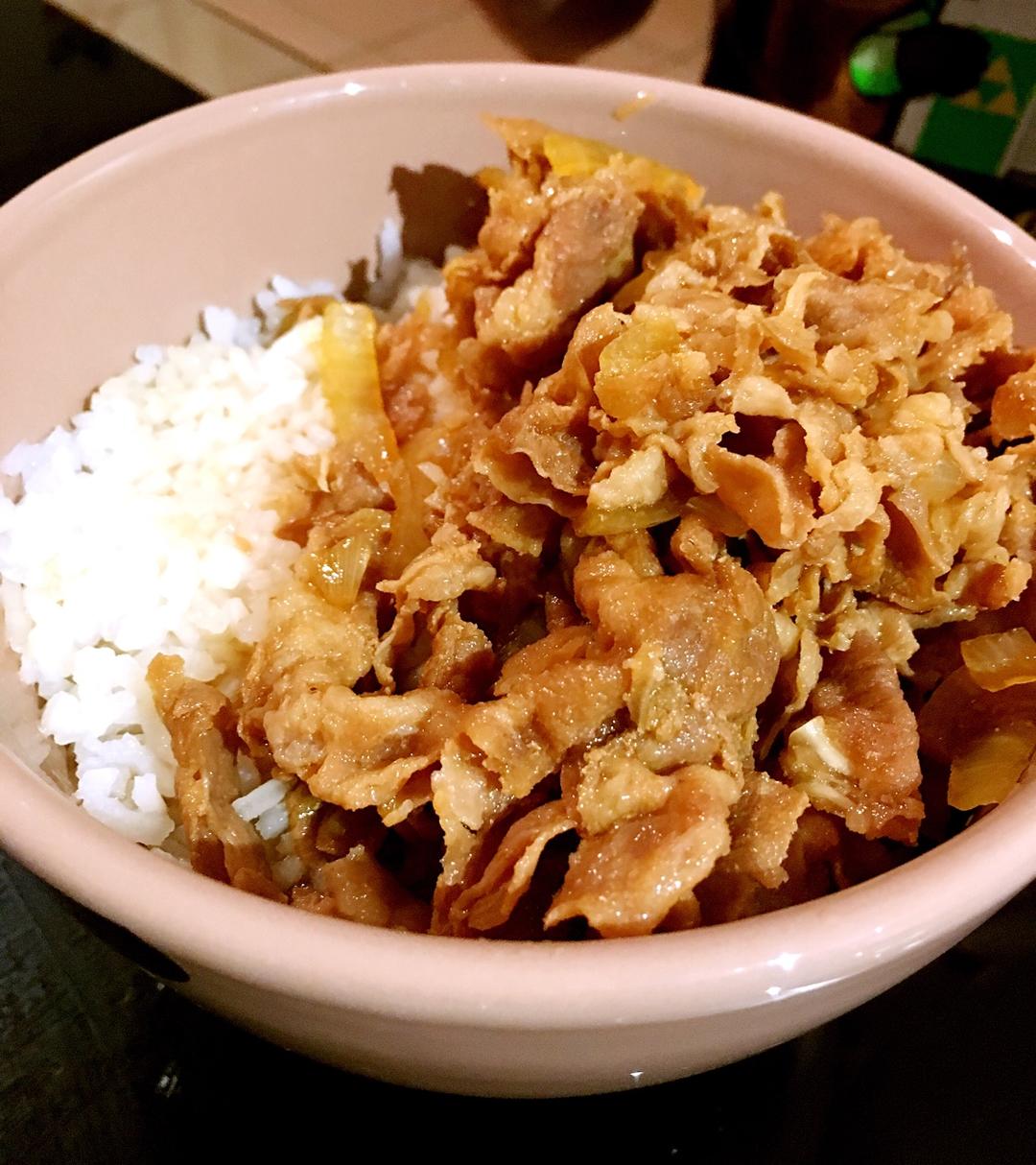 吉野家牛肉饭（牛丼）