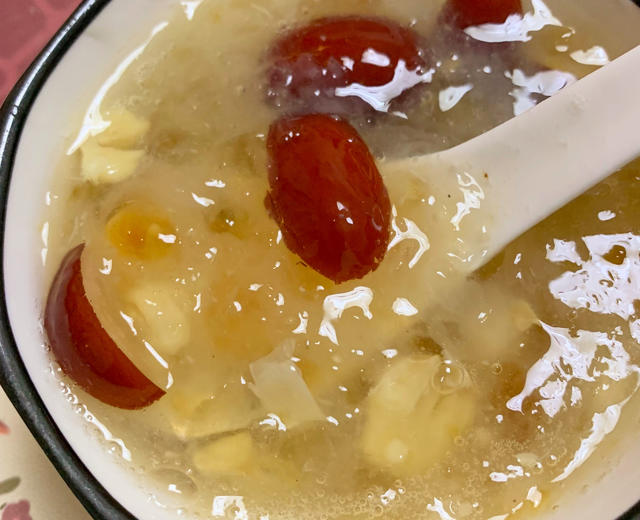 银耳羹-高压锅无脑出胶版的做法