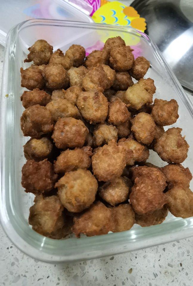酥炸肉丸子