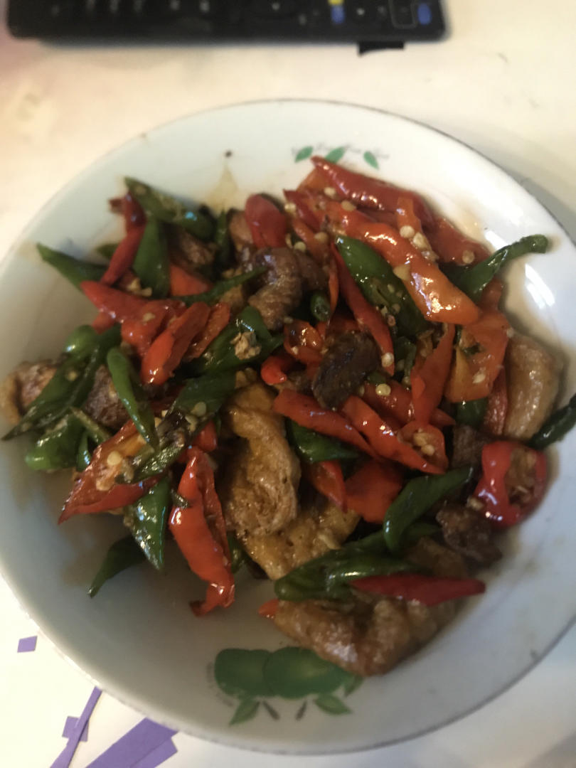 吃一大盒031｜家常油豆腐炒肉