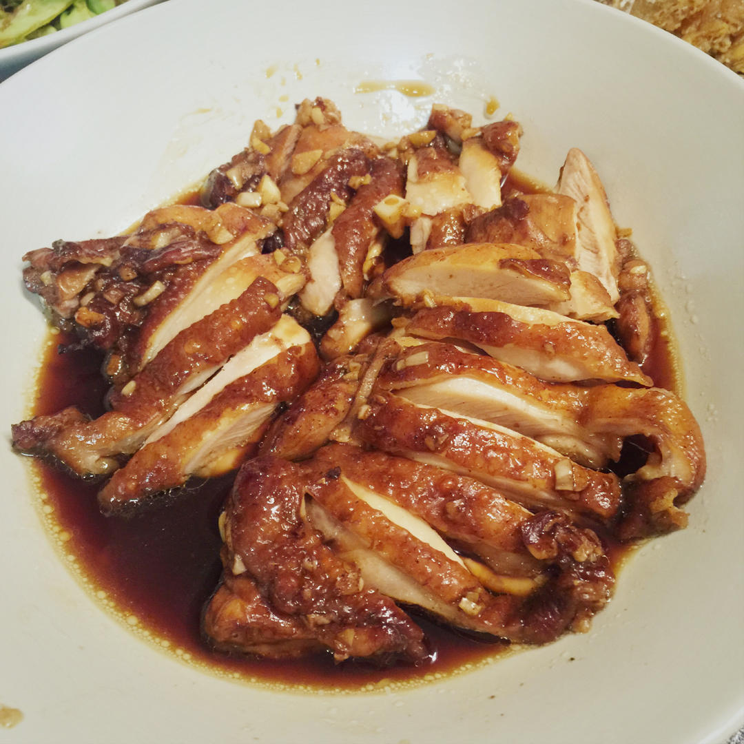 蒜香鸡腿排